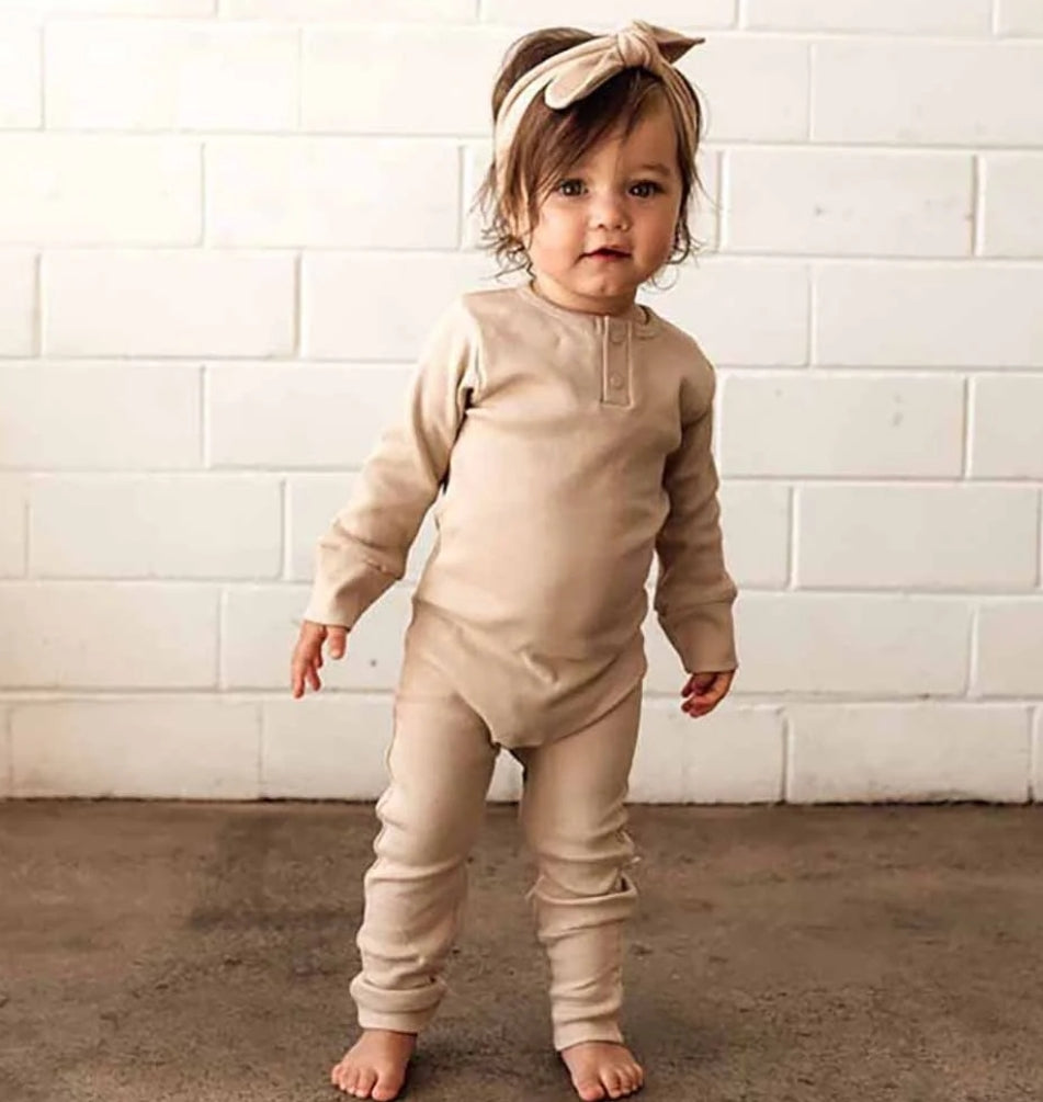 Snuggle Hunny Kids - Organic Growsuit - Pebble