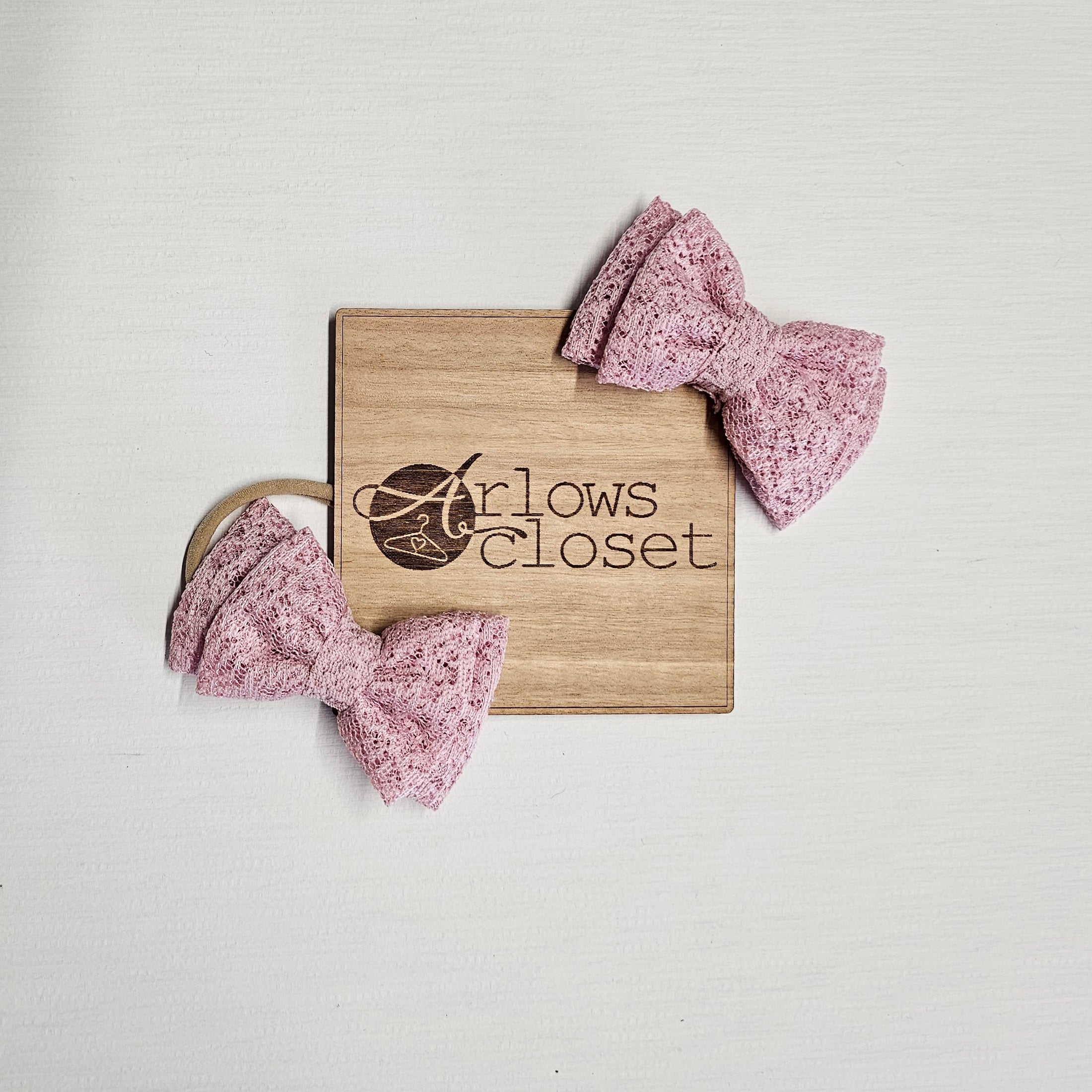 Lace Bow - Pink