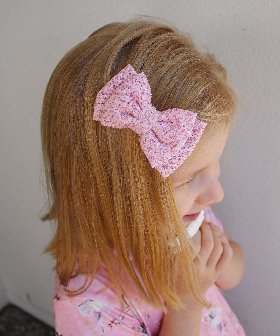 Lace Bow - Pink