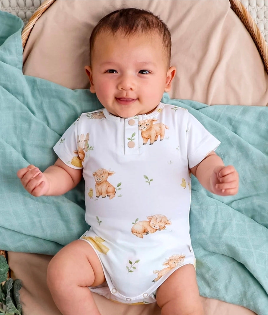 Snuggle Hunny - S/S Bodysuit - Highland Cows