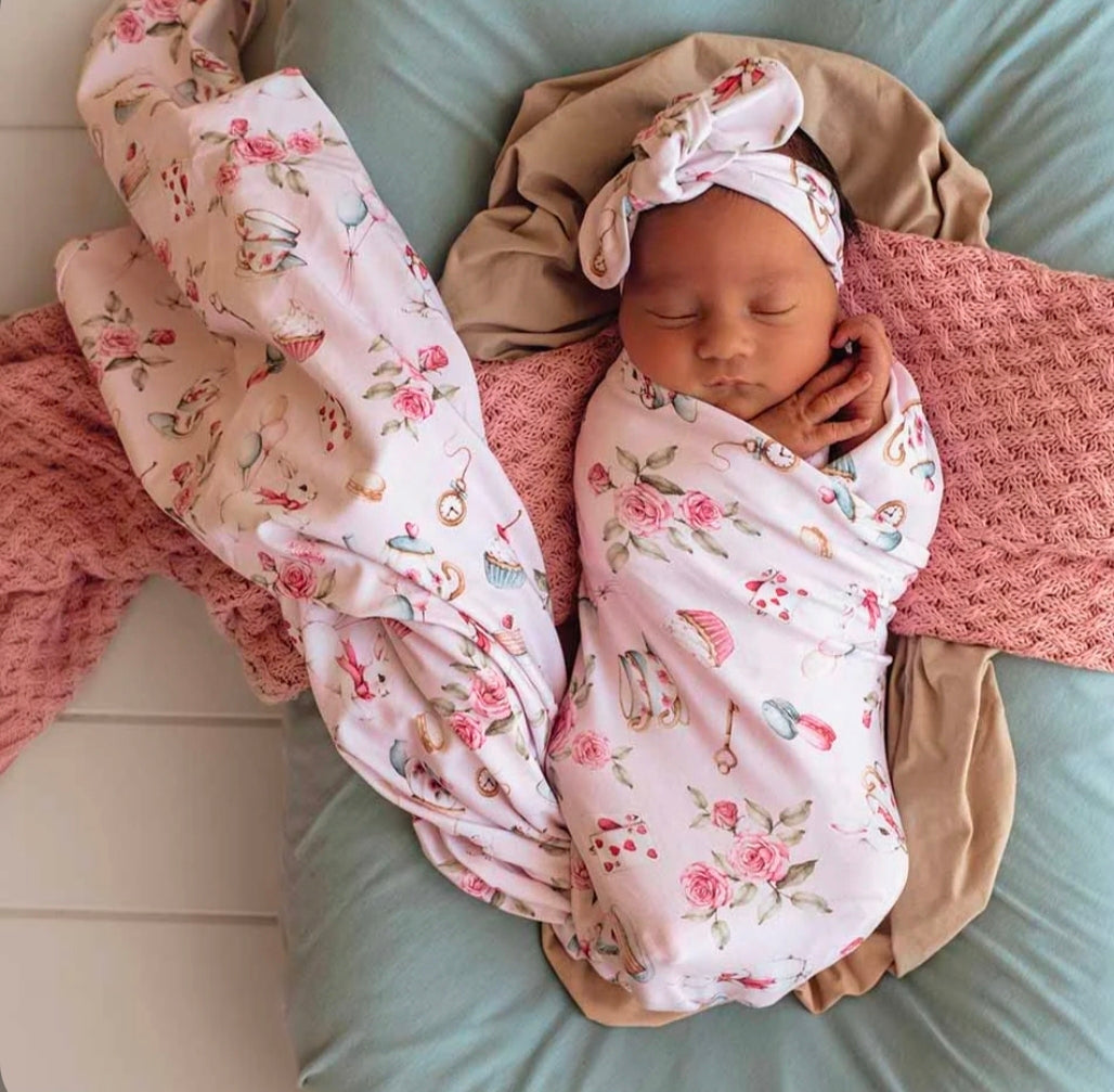 Snuggle Hunny Organic Wrap Set - Alice’s Tea Party