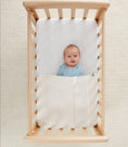 Load image into Gallery viewer, ErgoPouch - Hug Me Blanket 1.0/2.5 Tog - Basinet - Caramel Grid

