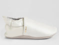 Load image into Gallery viewer, Bobux - Simple Shoe Leather - White
