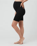 Load image into Gallery viewer, Ripe - Seamless Support Shorts - Black
