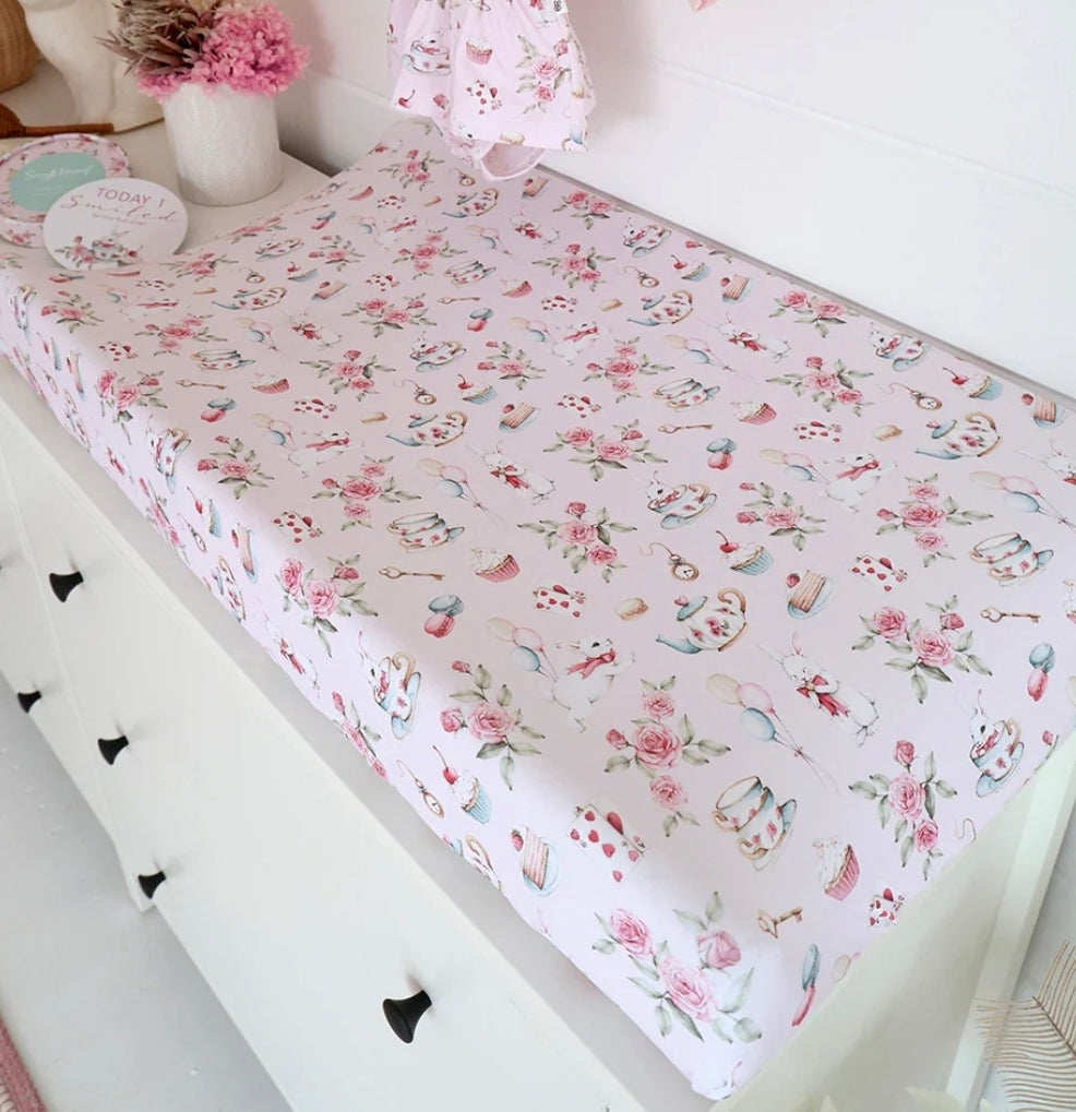 Snuggle Hunny - Organic Bassinet Sheet - Alice’s Tea Party