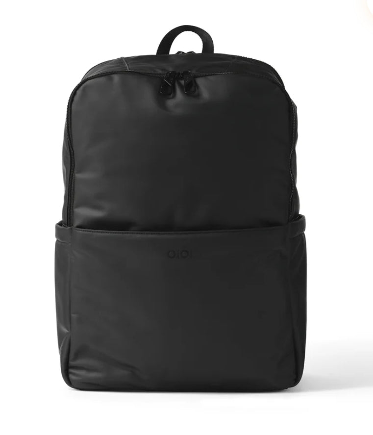 OiOi Multitasker Backpack - Black Weatherproof