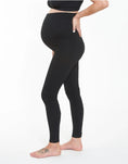 Load image into Gallery viewer, Ripe - Organic Over Bump Legging - Black
