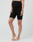 Load image into Gallery viewer, Ripe - Seamless Support Shorts - Black
