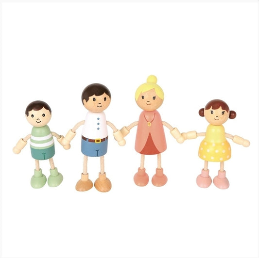 Woet - Wooden Doll Family - 4pcs