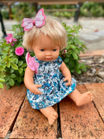 Dolly  laura Pinafore
